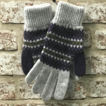Fairisle Ladies gloves to match scarf featured in "HARRY POTTER AND THE HALF BLOOD PRINCE"